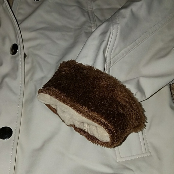 Light weight jacket - Picture 4 of 6